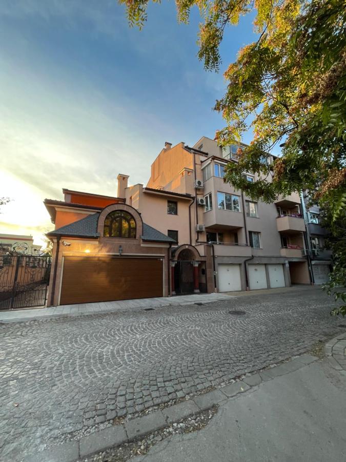 Апартамент Ламартин- В Сърцето На Пловдив Exterior photo